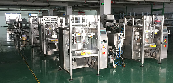 星格火鍋底料包裝機從技術(shù)著手,占領(lǐng)國內(nèi)市場(圖1) 星格火鍋底料包裝機從技術(shù)著手,占領(lǐng)國內(nèi)市場(圖1)