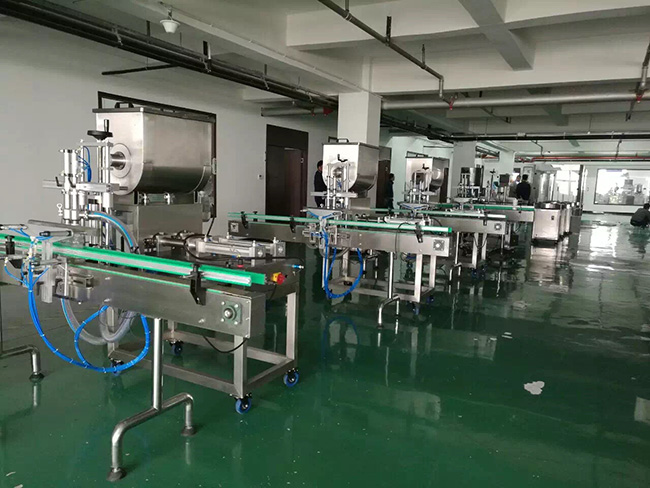 購買辣椒醬灌裝機(jī)，為什么要選擇廣州星格！(圖1)