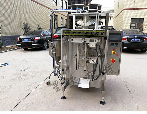 醬料自動包裝機一步一個腳印(圖1) 醬料自動包裝機一步一個腳印(圖1)