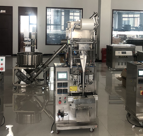 番茄醬自動(dòng)包裝機(jī)如何使用以節(jié)約生產(chǎn)時(shí)間(圖1) 番茄醬自動(dòng)包裝機(jī)如何使用以節(jié)約生產(chǎn)時(shí)間(圖1)