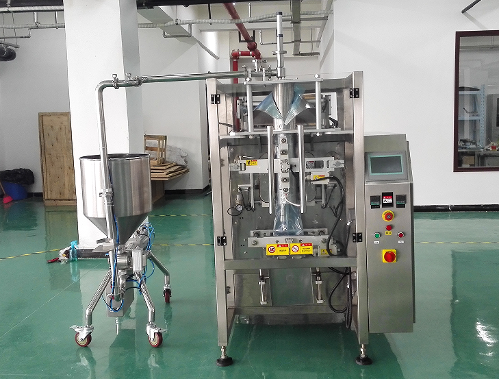 香辣牛肉醬包裝機帶動醬料行業的創新熱潮(圖2) 香辣牛肉醬包裝機帶動醬料行業的創新熱潮(圖2)