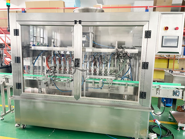 自動蒜蓉醬灌裝旋蓋生產(chǎn)線(圖3)