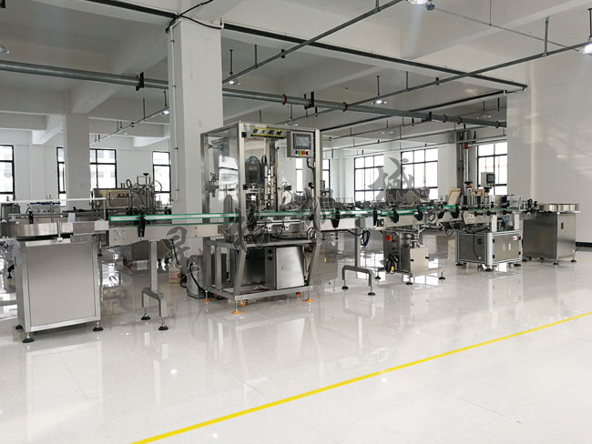 瓶裝全自動(dòng)醬料灌裝生產(chǎn)線(xiàn)